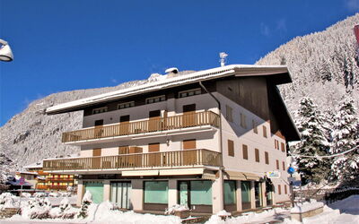 Canazei 370: Sky, Building, Property, Window, Azure, Mountain, House, Architecture, Snow, Tree