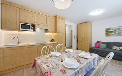 Accommodation:&nbsp;Cesa Fraines 510.4