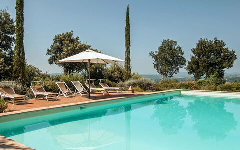 Lavacchio 16: Water, Sky, Property, Plant, Swimming Pool, Tree, Shade, Outdoor Furniture, Leisure, Composite Material