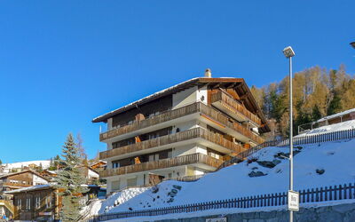 Grächen 110: Winter, Property, Architecture, Sky, Building, Snow, Real Estate, Apartment, Roof, Tree