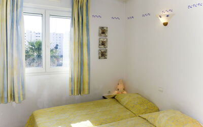 Accommodation:&nbsp;Port Marine 36 688.3