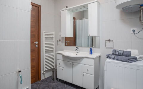 Poreč Nova Vas 107: Bathroom, Room, Property, Tile, Furniture, Building, Interior Design, Bathroom Cabinet, Floor, Bathroom Accessory