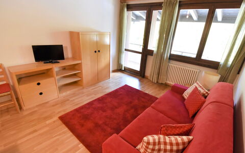 Madonna di Campiglio 300: Room, Furniture, Property, Floor, Interior Design, Building, Wood Flooring, Hardwood, Ceiling, Wood