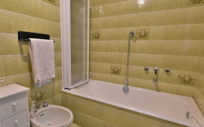 Accommodation:&nbsp;Piciol 300.3