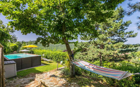 Ridaldi: Shade, Garden, Leisure, Swimming Pool, Eco Hotel, Outdoor Furniture, Lawn, Landscaping, Yard, Backyard