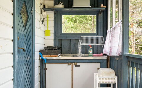 Boda Åsen Jaktstugan: Property, Plant, Azure, Wood, Window, Interior Design, Building, Flooring, Floor