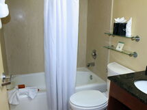 Accommodation:&nbsp;Plaza Resort 6.8