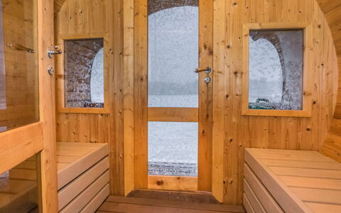 Kissaniemi: Wood, Flooring, Floor, Furniture, Wood Flooring, Interior Design, Bunk Bed, Room, Wood Stain, Hardwood