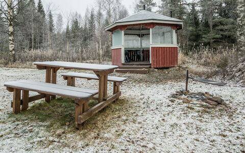 Oriaho: Furniture, Chair, Outdoor Furniture, Table, Wood, Outdoor Table, Kitchen & Dining Room Table, Shade, Garden, Umbrella