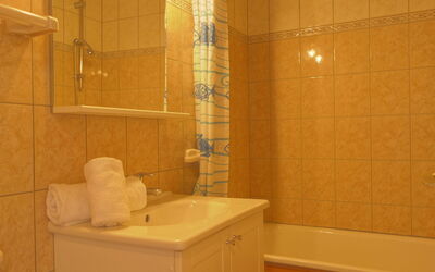 Accommodation:&nbsp;Les Genepis (Val Claret) 395.3