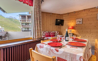 Accommodation:&nbsp;Les Genepis (Val Claret) 395.7