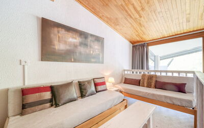 Accommodation:&nbsp;Les Genepis (Val Claret) 395.4