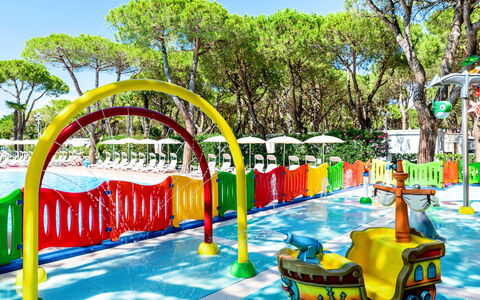 Cavallino 663: Water, Majorelle Blue, Leisure, Water Park, Fun, Aqua, Recreation, Park, Public Space