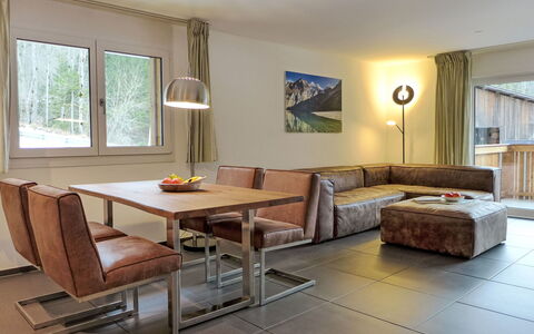 Accommodation:&nbsp;Ibex 420.6