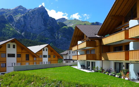 Kandersteg 420: Cloud, Sky, Plant, Property, Building, Mountain, Window, Nature, Natural Landscape, Tree