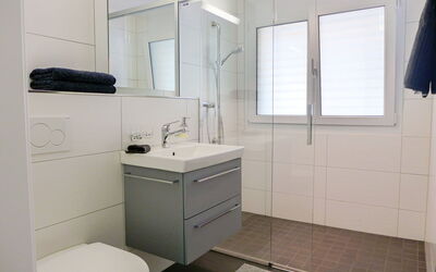 Accommodation:&nbsp;Lantau 420.5