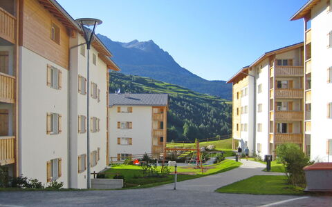 Savognin 50: Residential Area, Property, Neighbourhood, Building, Town, Apartment, Real Estate, Condominium, Mixed-Use, Human Settlement