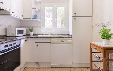 Villa Karoline: Cabinetry, Kitchen Sink, Countertop, Furniture, Property, Sink, Building, Window, Flowerpot, Kitchen