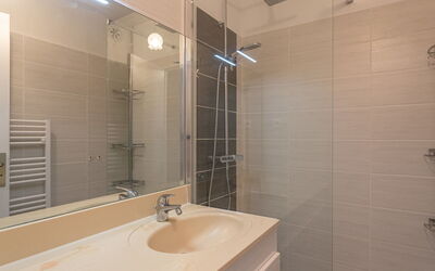 Accommodation:&nbsp;Les Regates 217.6