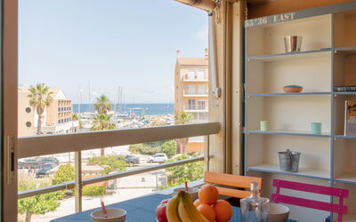 Accommodation:&nbsp;Les Regates 217.3