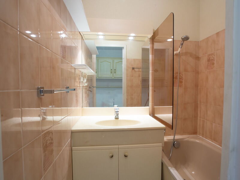 Accommodation:&nbsp;Les Regates 217.4