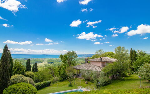 Nicoletta: Sky, Natural Landscape, Nature, Property, Blue, Green, Cloud, House, Estate, Grass