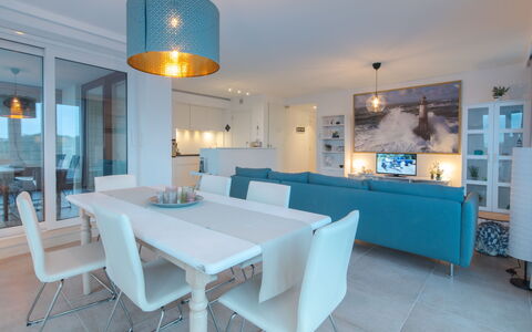 Pura Vida with Balcony: Property, Room, Building, Interior Design, Furniture, Dining Room, Table, Real Estate, Lighting, Turquoise