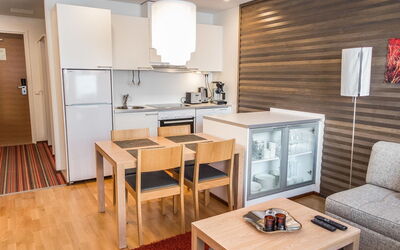 Nordic Chalet 9209