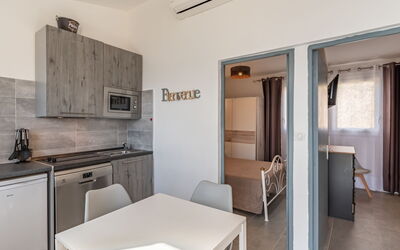 Accommodation:&nbsp;Mustella 650.1