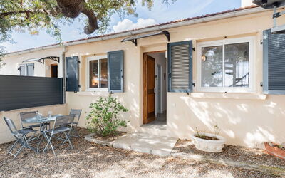 Accommodation:&nbsp;Signoria 650.3