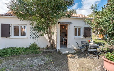 Accommodation:&nbsp;Sepia 650.6
