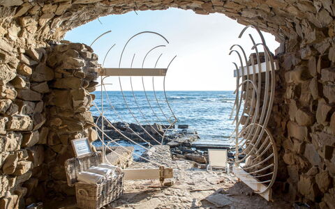 La Califfa: Arch, Architecture, Ruins, Rock, Sea, Stone Wall, Window, Building, Coast, Wood