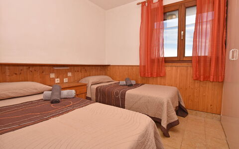 Laurel: Bedroom, Room, Bed, Furniture, Property, Interior Design, Bed Sheet, Wall, Floor, Bedding