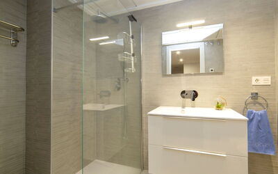 Accommodation:&nbsp;Isea Calpe 02 268.2