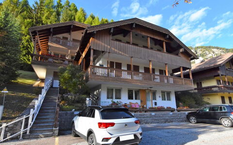 Villa Bellavista: Car, Vehicle, Property, House, Sky, Building, Architecture, Roof, Real Estate, Mid-Size Car
