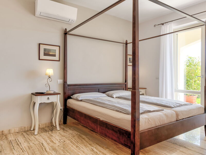 Accommodation:&nbsp;Lacona - Villa Di Sogno 649.1