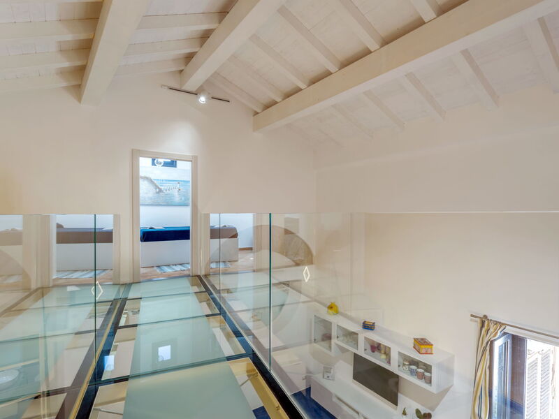 Accommodation:&nbsp;Marina Blu 150.1