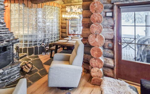 Kulta-Vuosseli a: Wood, Ceiling, Furniture, Interior Design, Log Cabin, Room, Cottage, Hardwood, Living Room, Beam