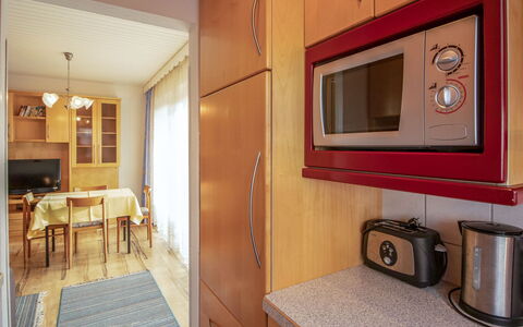 Klopeiner See 60: Room, Property, Building, Interior Design, Furniture, House, Floor, Real Estate, Countertop, Architecture