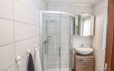 Accommodation:&nbsp;Isabella 60.4