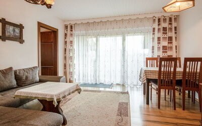Accommodation:&nbsp;Hecht 60.2