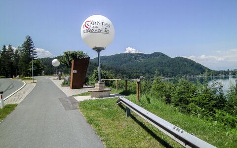Laube: Road, Infrastructure, Tree, Real Estate, Architecture, Landscape, Mountain, House, Signage
