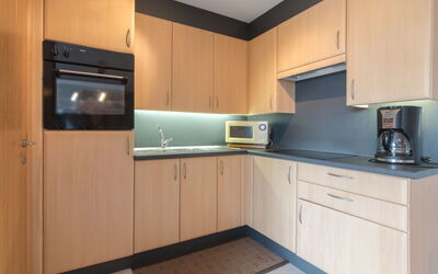 Accommodation:&nbsp;Goldsands Ii 302 with Parking 930.3