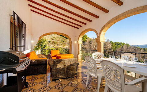Villa Preciosa: Property, Building, Room, Real Estate, House, Interior Design, Estate, Home, Architecture, Villa