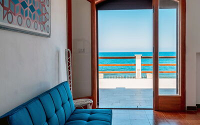 Accommodation:&nbsp;Nina 110.2