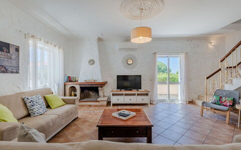 Casa Do Sol: Furniture, Flooring, Floor, Interior Design, Table, Ceiling, Couch, Chair, Home, Living Room