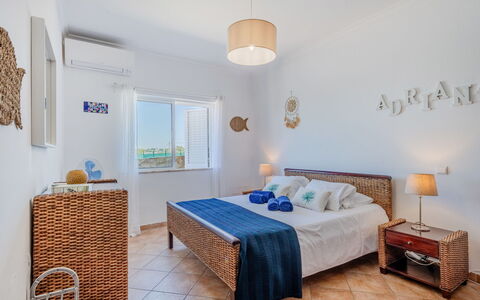 Casa Do Sol: Furniture, Bedroom, Floor, Bed, Home, Apartment, Bed Frame, Bedding, Bed Sheet, Ceiling