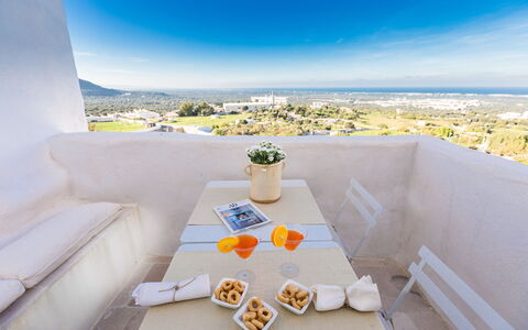 Vista Mare Da Zio Piero: Property, Room, Sky, Vacation, Table, Restaurant, Summer, Interior Design, Landscape, Ocean