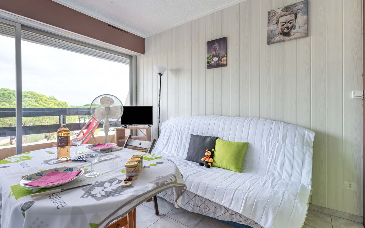 Accommodation:&nbsp;Escale Port 30.4