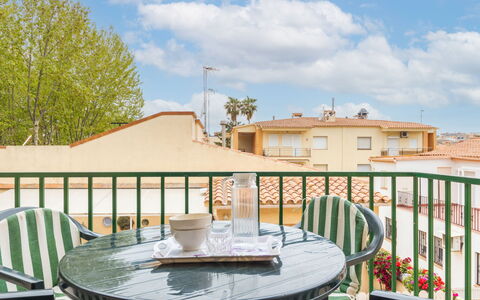 Domingo: Cloud, Sky, Building, Property, Table, Chair, Outdoor Table, Plant, Tree, Shade